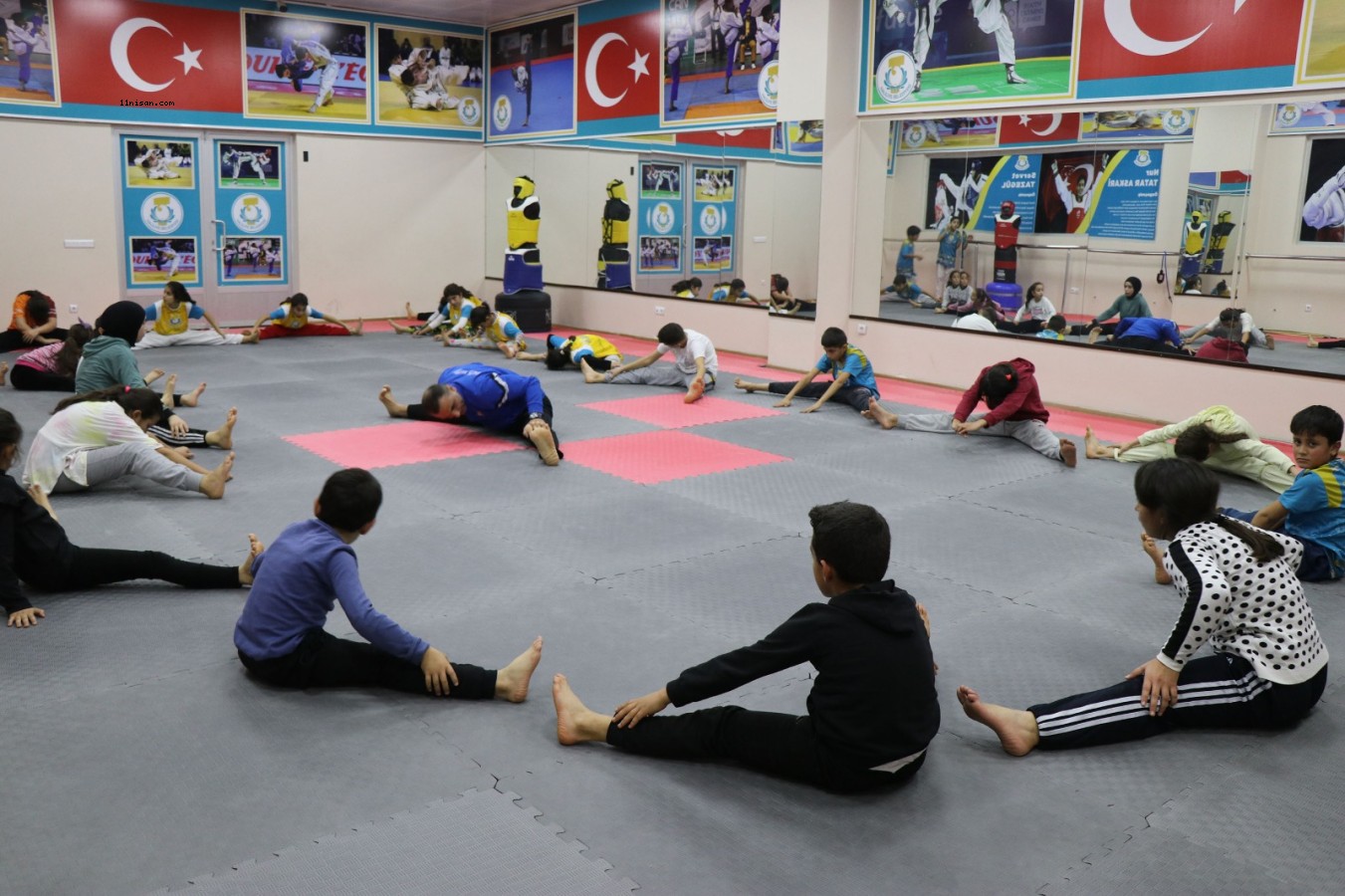 HALİLİYE BELEDİYESİ’NİN MİNİK SPORCULARINDAN BAŞKAN CANPOLAT’A TEŞEKKÜR