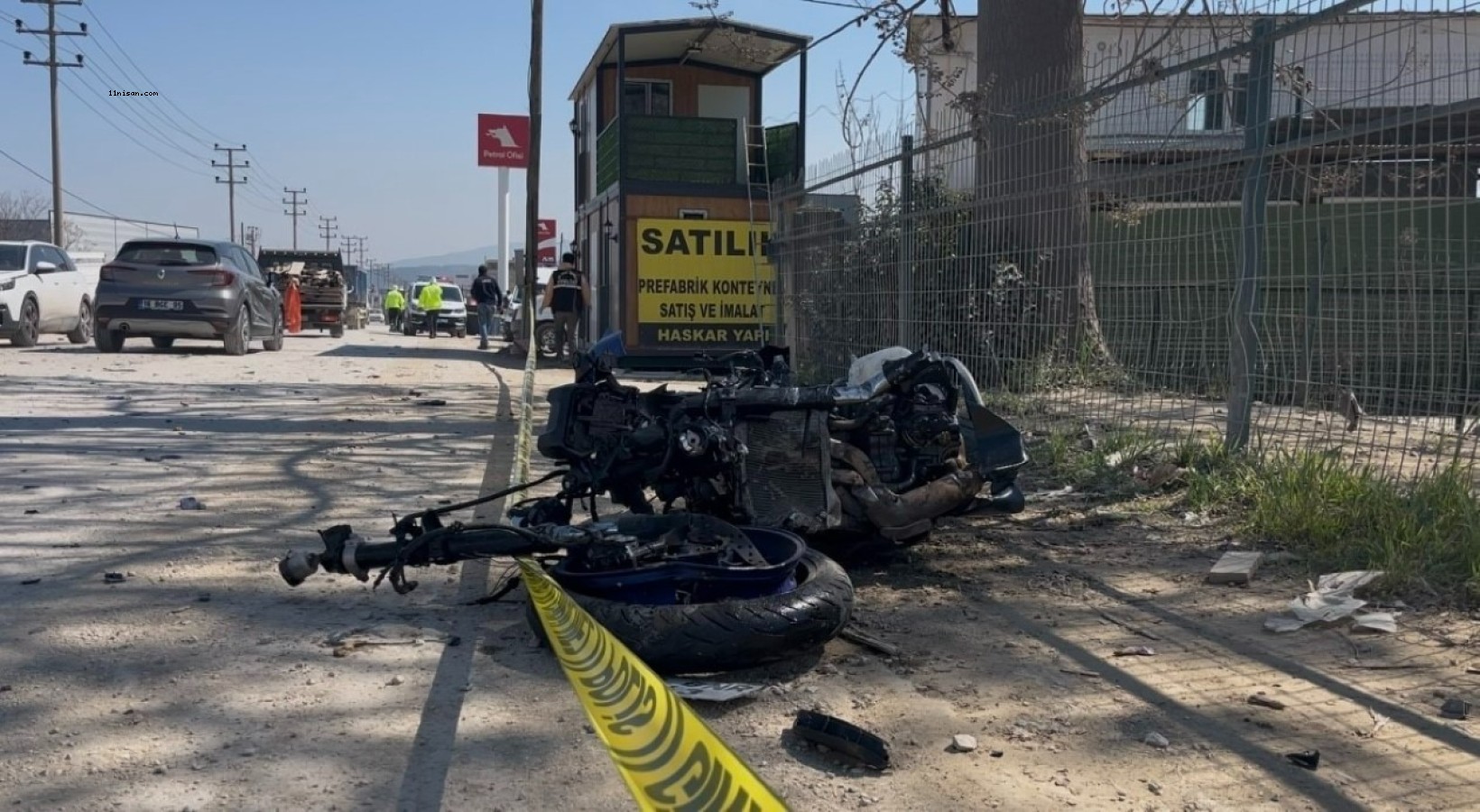 Feci kaza kamerada… Metrelerce savrulan motosikletli hayatını kaybetti;