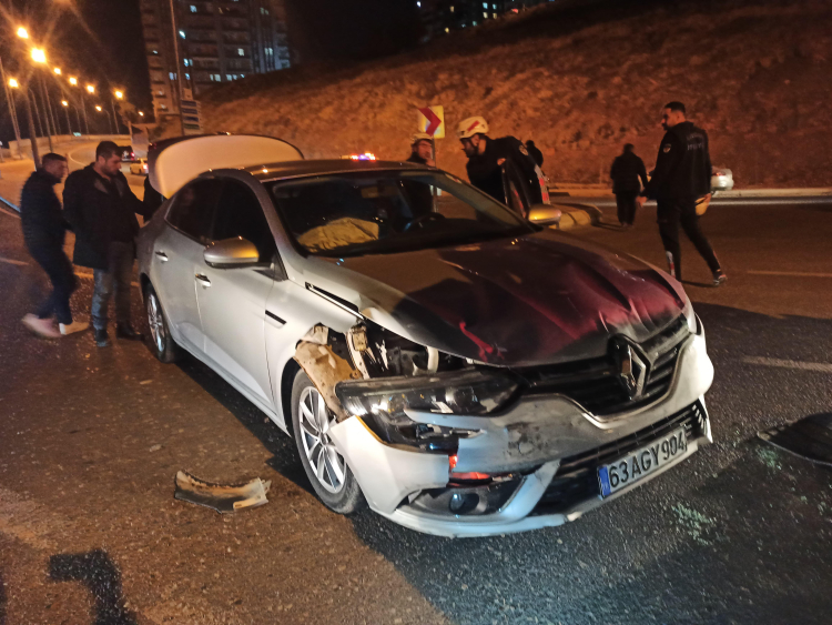 Karaköprü'de Trafik Kazası: 2 Yaralı