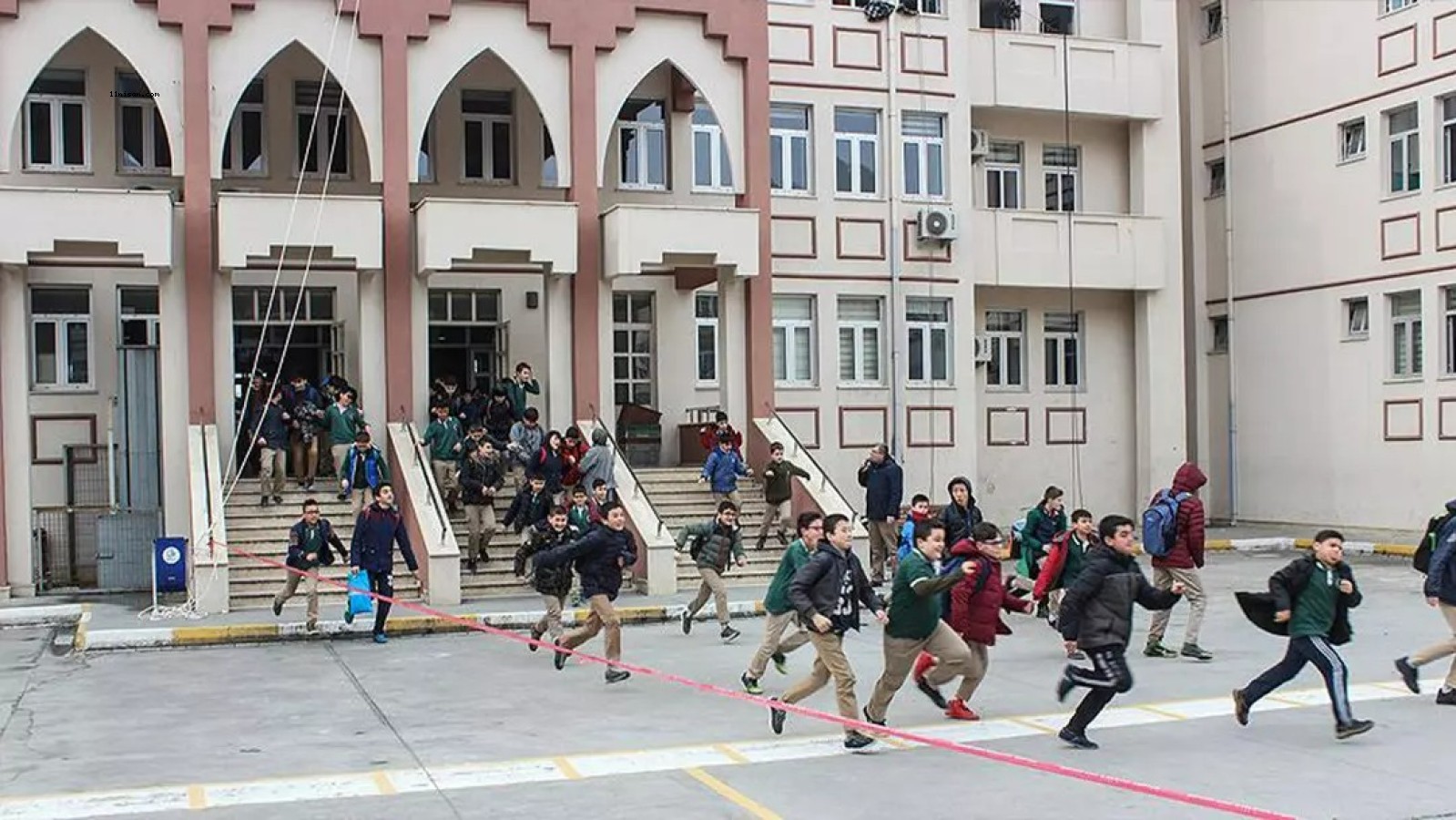 İŞTE OKULLAR TATİL OLACAK MI SORUSUNUN CEVABI...;