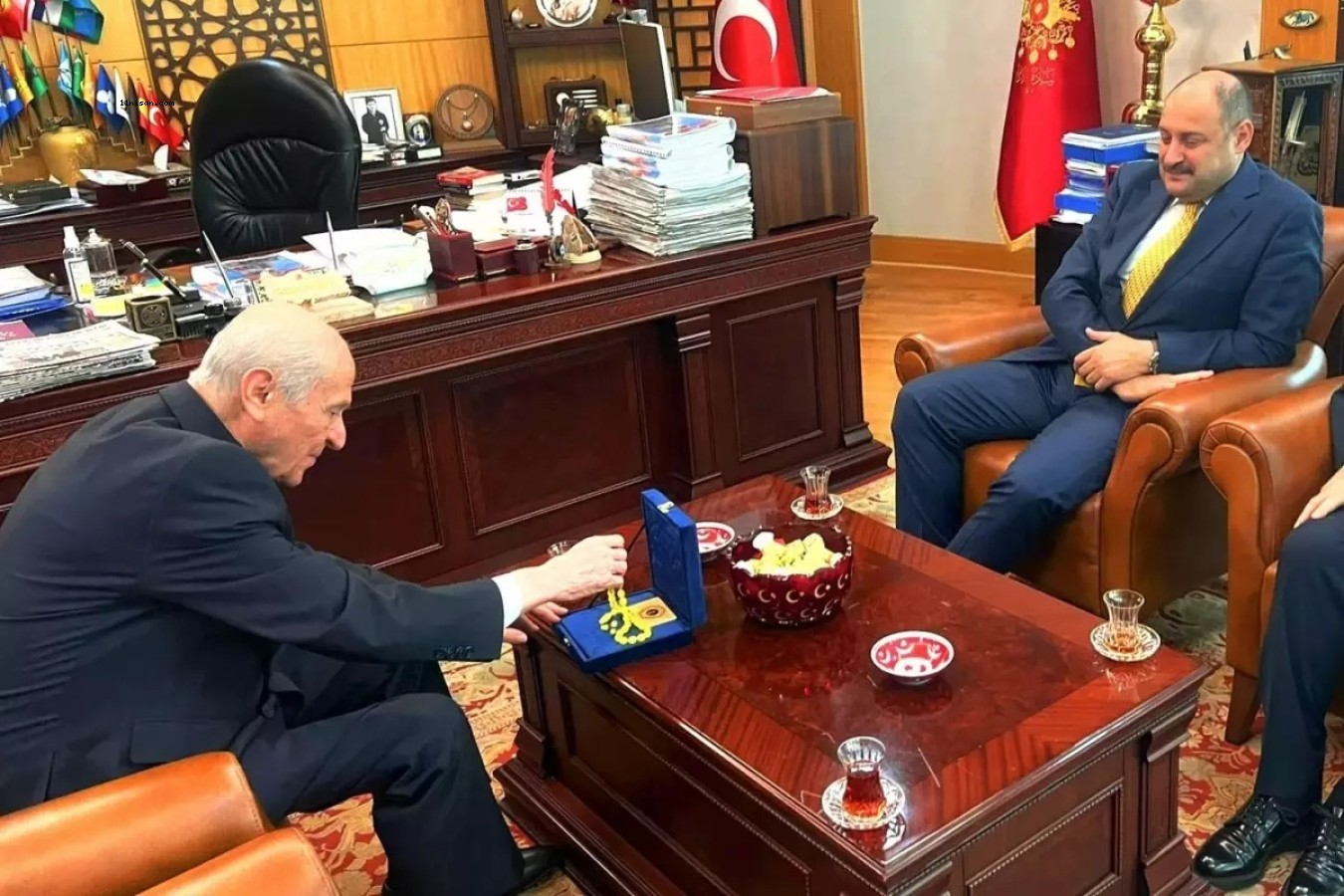 KULİSLERİ HAREKETLENDİREN ZİYARET;