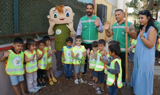 HALİLİYE’DE GELECEĞİN ÇEVRECİLERİ, SIFIR ATIK PROJESİ İLE EĞİTİLİYOR