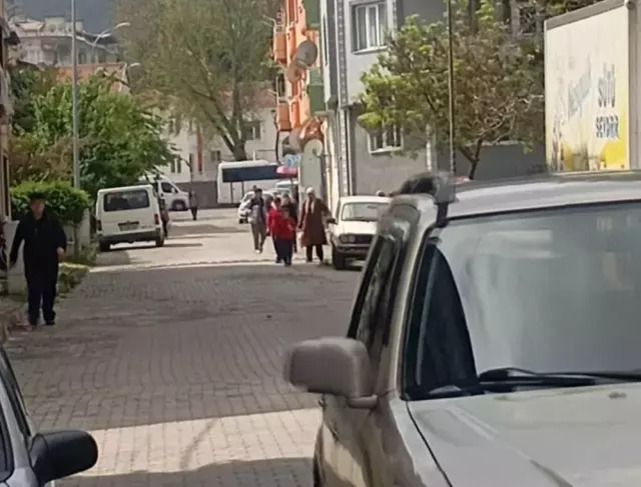 KÜTAHYA'DA 4.6 BÜYÜKLÜĞÜNDE BİR DEPREM DAHA;