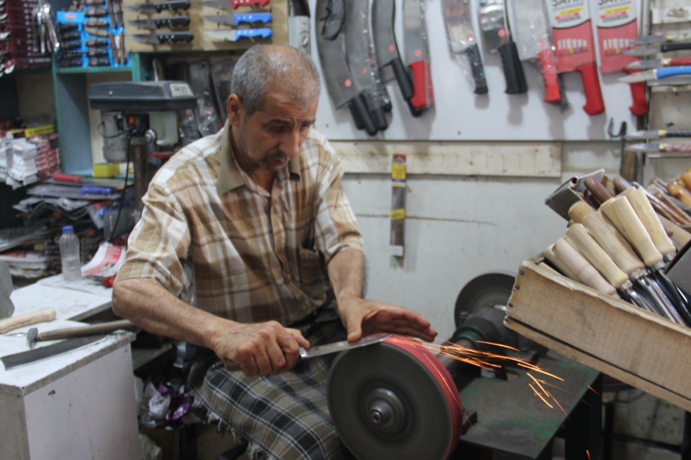 KURBAN BAYRAMI MESAİSİ BAŞLADI, USTALARINDAN ''BIÇAK'' TAVSİYESİ;