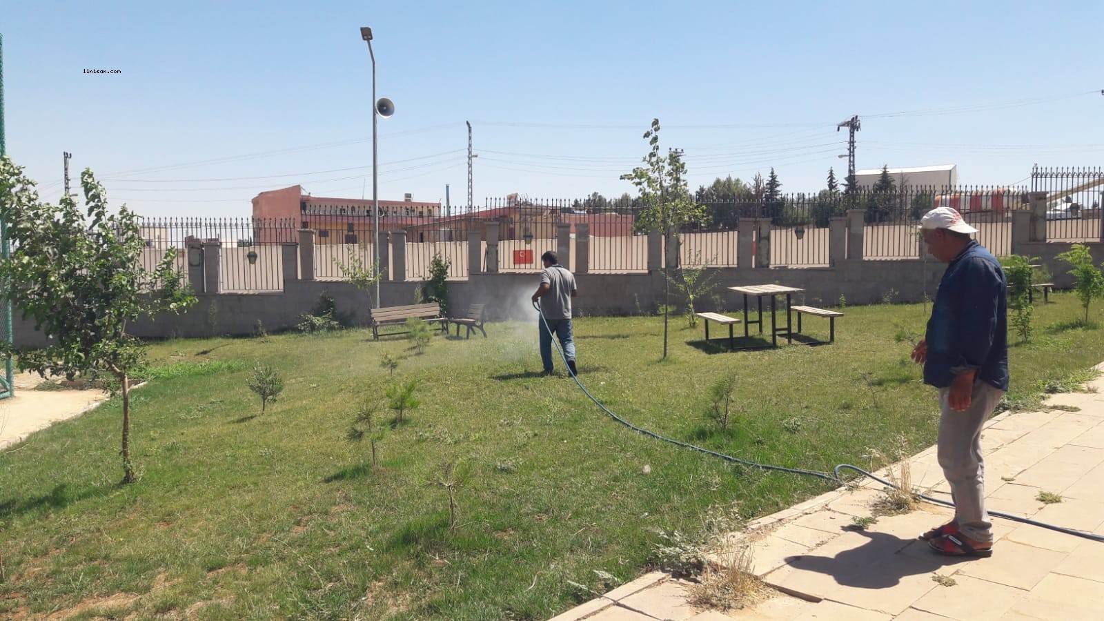 Sinek ve haşerelere karşı ilaçlama yapıldı