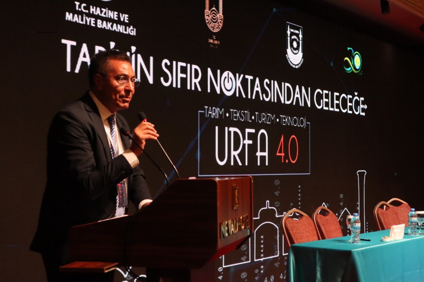 BAKANLIK URFA'DAKİ ZİRVENİN TAKİPÇİSİ: URFA'NIN YENİ FISTIĞI YAZILIM OLACAK!;