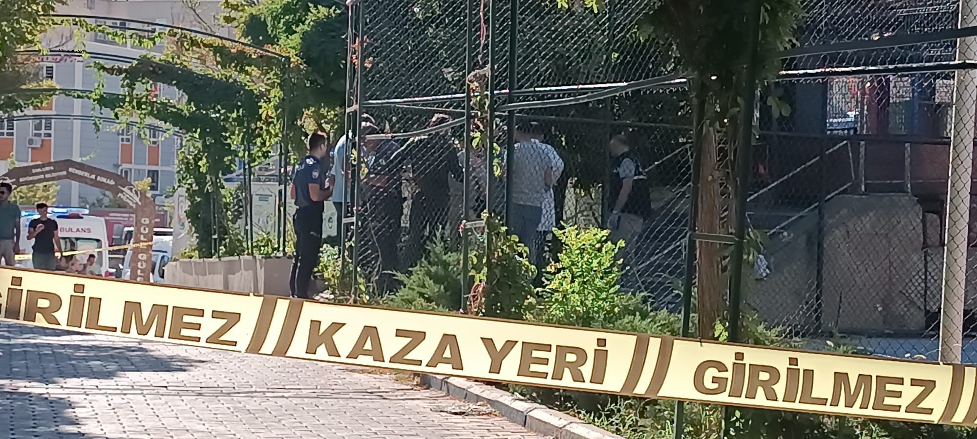 Urfa'da şehrin göbeğinde erkek cesedi bulundu;