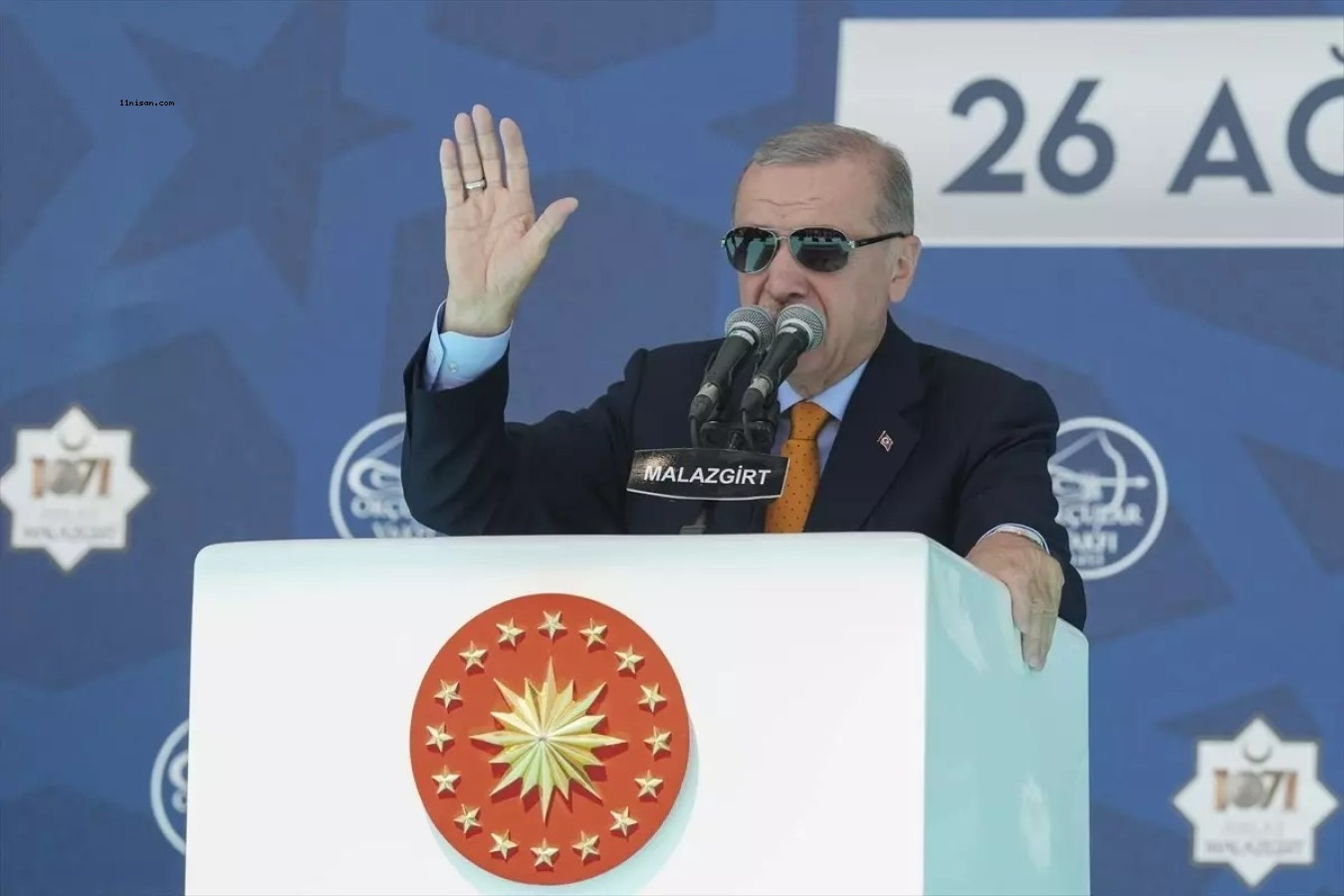 CUMHURBAŞKANI ERDOĞAN, MALAZGİRT'TEN MESAJ VERDİ: KILIÇ KANINDAN ÇIKARSA KELAMA YER KALMAZ;