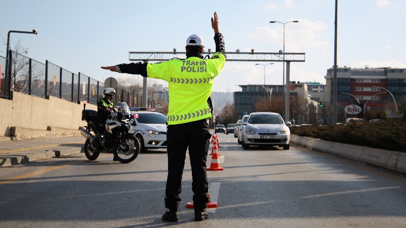 Yaz aylarında trafik kabusu! Vali Şıldak devreye girdi: Denetimleri arttırıyoruz;