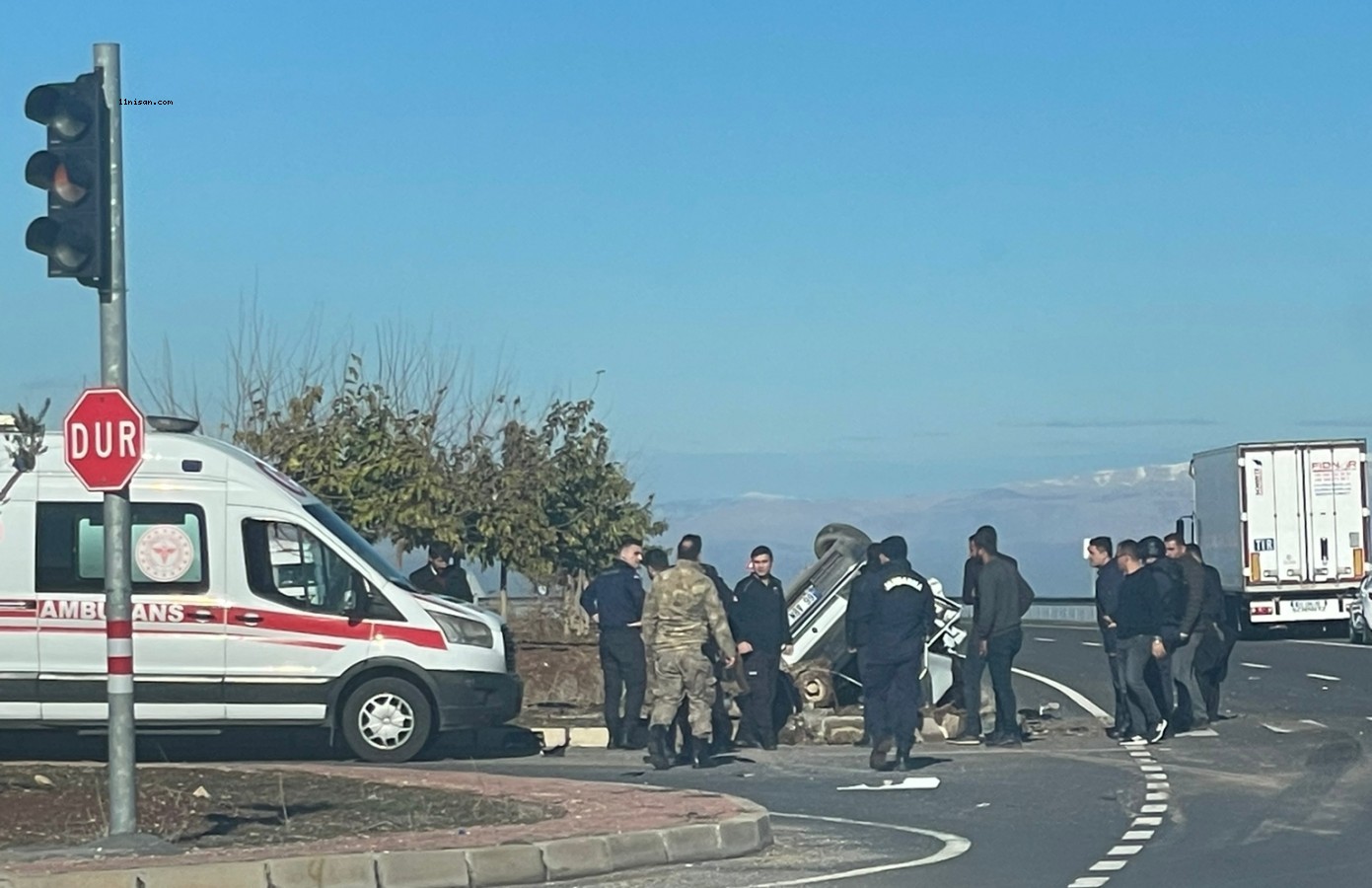 Hilvan cezaevi önünde trafik kazası! 1 ölü, 3 yaralı;