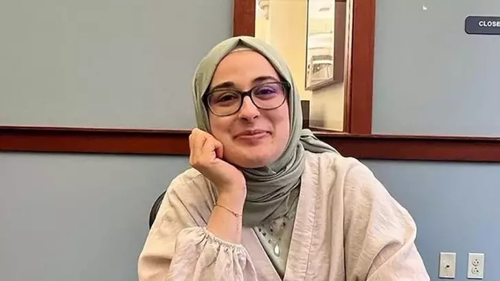 ABD'de Rümeysa Öztürk'ün sınır dışı edilmesine durdurma kararı verildi;