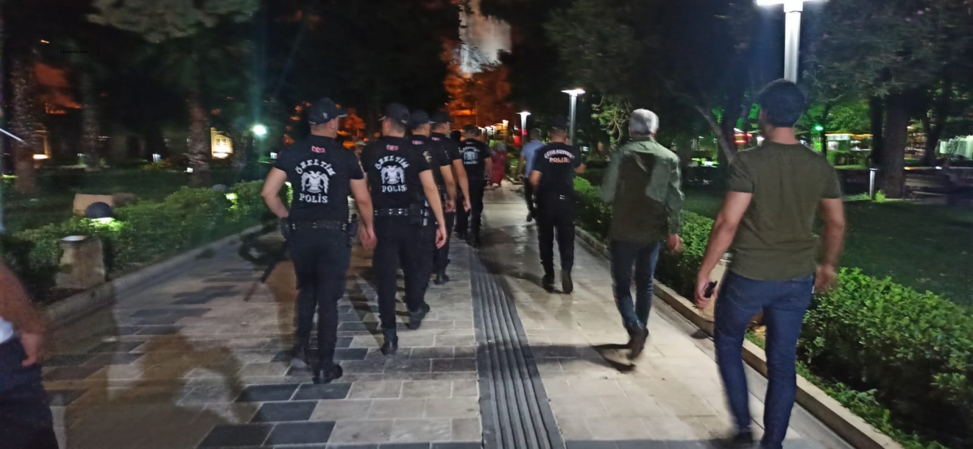 Urfa'da operasyon devam ediyor! Yüzlerce polis sahada...;