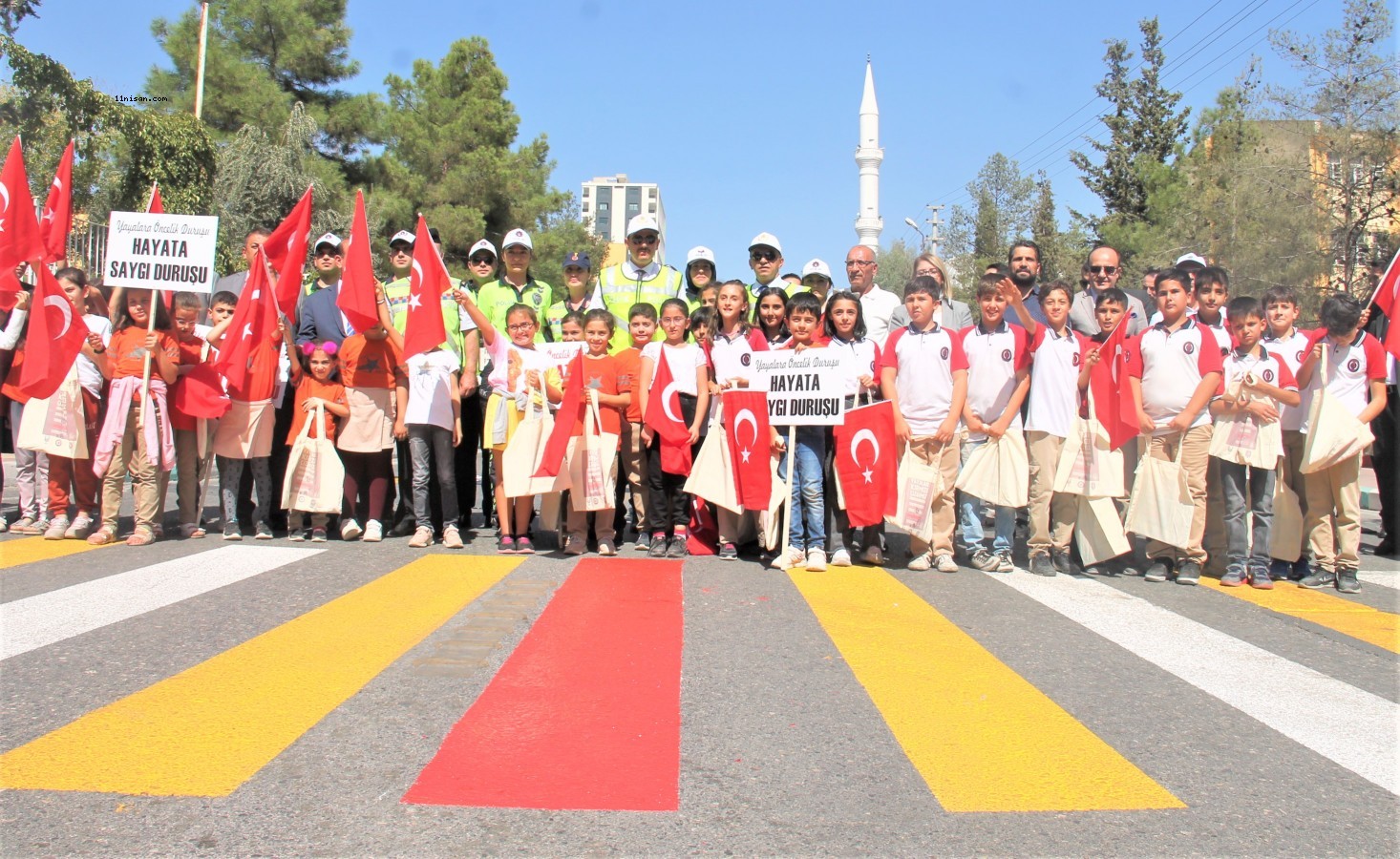 Şanlıurfa’da trafikte yaya önceliğine dikkat çekildi;