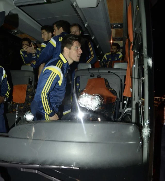 bakan-gurlek-acikladi-fenerbah-20134556-7182_2_m.webp